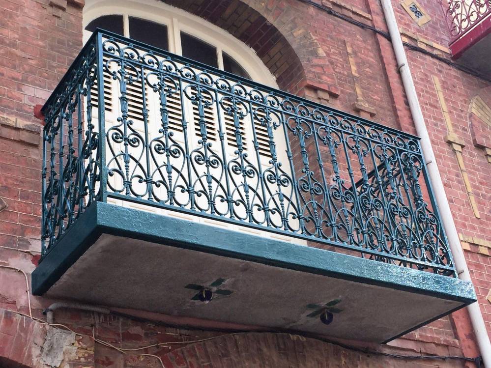 Balcon d'immeuble