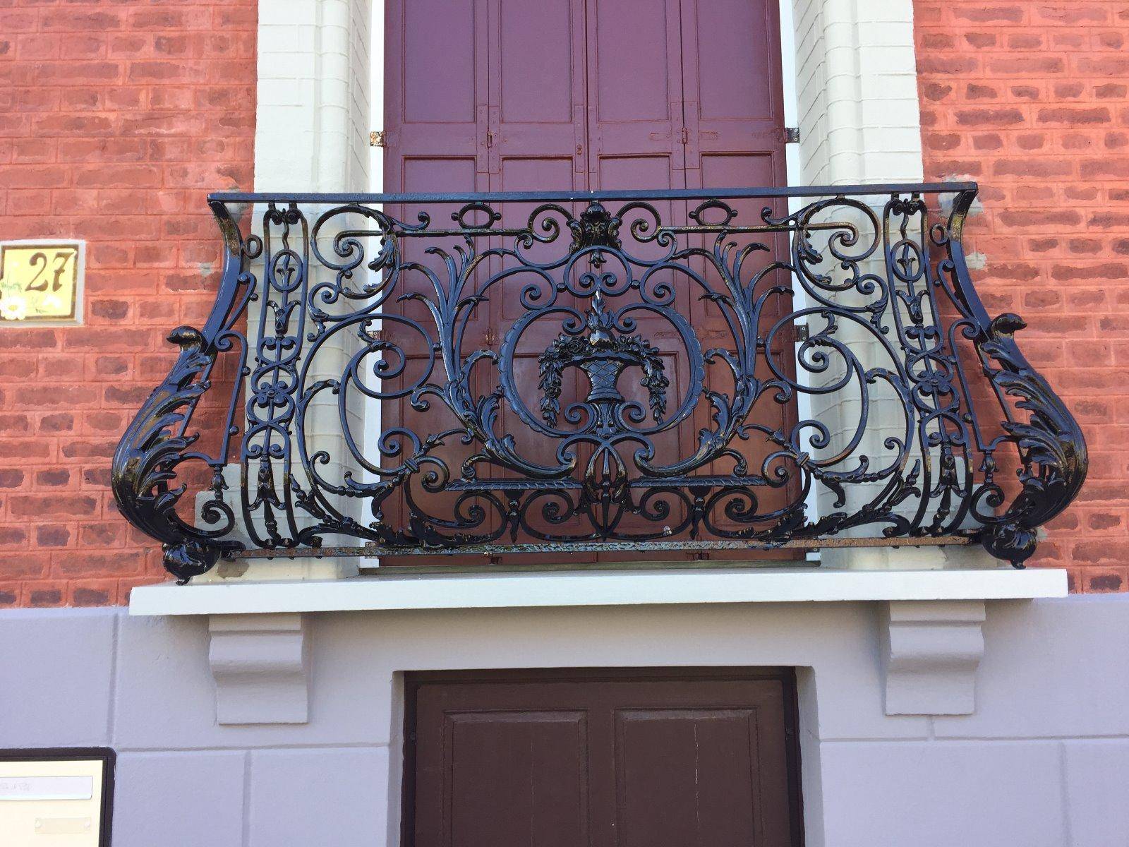 Ouvrage de ferronnerie sur balcon