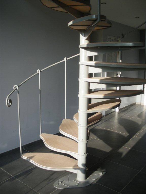 Structure d'escalier tournant
